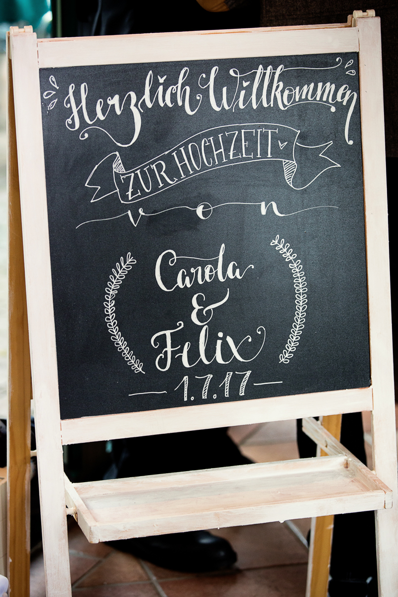 Chalk Lettering - Cari Lettert