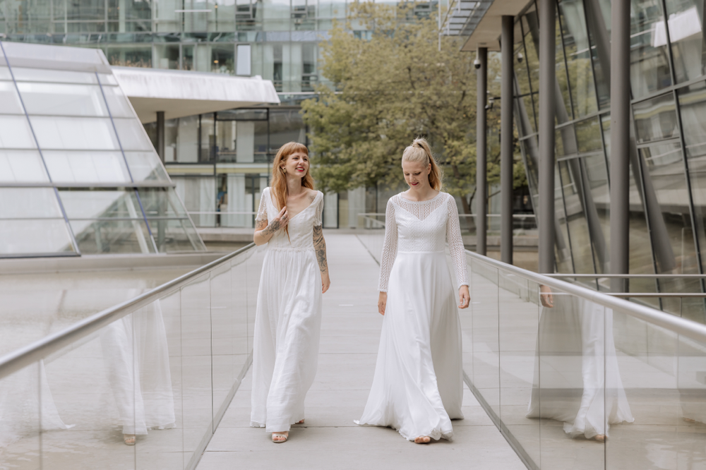 Die neuesten Brautmode Trends 2026 - cleane und natürliche Brautkleider und Mix & Match Brautmode