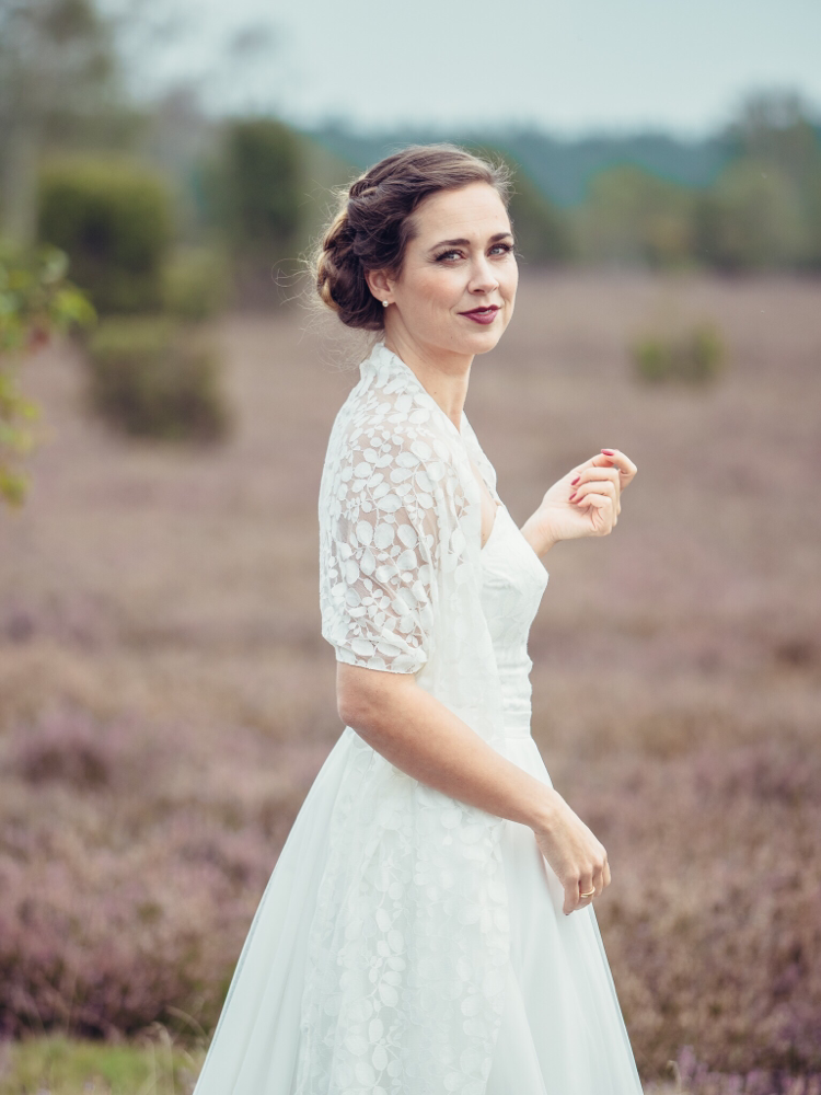 braut zweiteiler brautkleid zweiteiler elementar i moderne brautkleider braut zweiteiler brautkleid zweiteiler elementar i moderne brautkleider