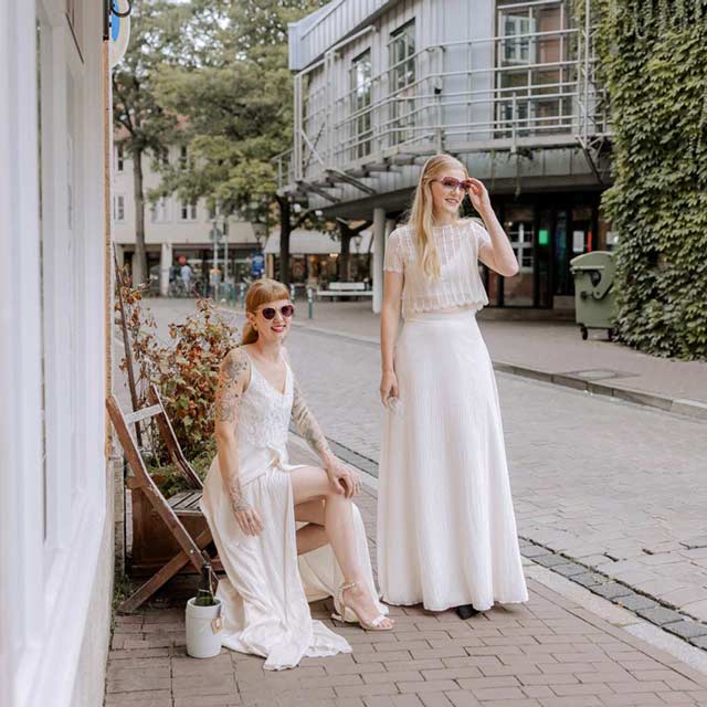 URBAN BRIDE - lässige zweiteilige Brautoutfits im puristischen Clean Chic