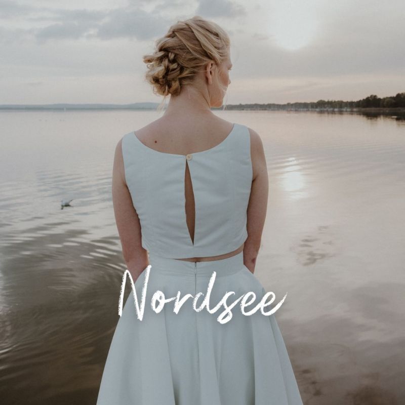 Croptop NORDSEE mit Brautrock WEISSES MEER - Zweiteiler aus SEAQUAL® YARN
