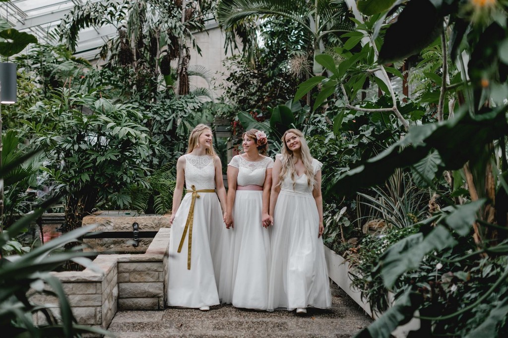 Curvy Bride - moderne Boho Brautkleider in großen Größen