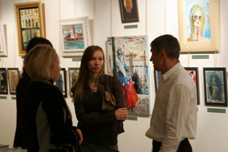Vernissage of the exhibition 'Black Emerald, Spangle Of Venice'. Art Colony Gallery, Red October, Moscow 12.10.2010.