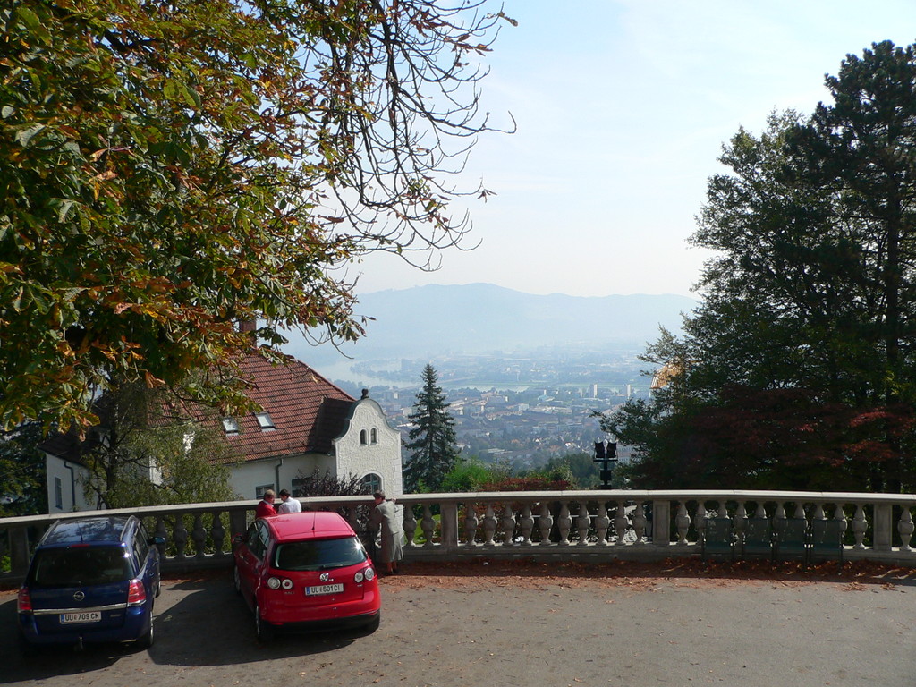 Blick vom Pöstlingberg auf die Stadt