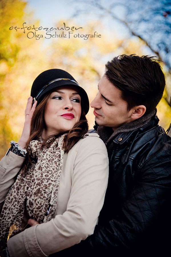 Paarshooting, Gutschein, Fotoshooting in Koblenz, kurfürstliches Schloss in Koblenz, verliebt, Verlobungsshooting, Engagementshooting, in der koblenzer Altstadt, Portrait, im Kaffee