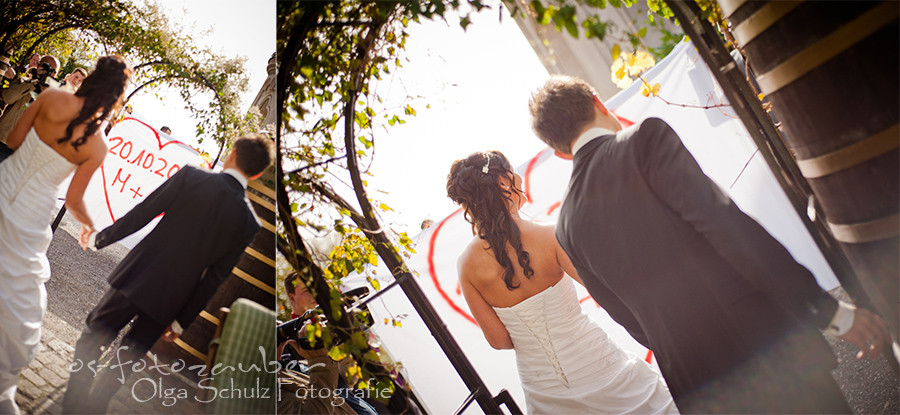 Hochzeit Koblenz, Kobern-Gondorf, Hochzeit in Matthiaskapelle, Brautpaar, Brautpaarshooting, Herbstliches Hochzeitsshooting, Hochzeitsreportage, Braut, Braustrauß, Brautkleid, Trauung, Ringtausch