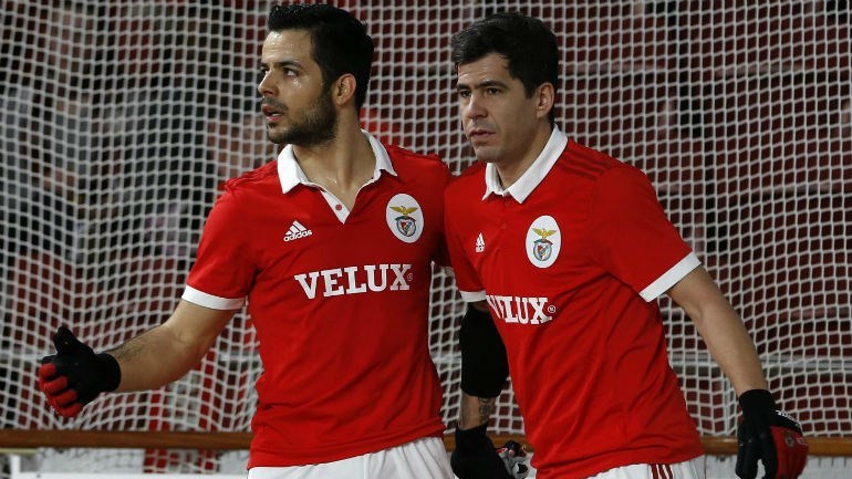 João Rodrigues y Carlos Nicolía, goleadores del Benfica (Imagen record.pt)