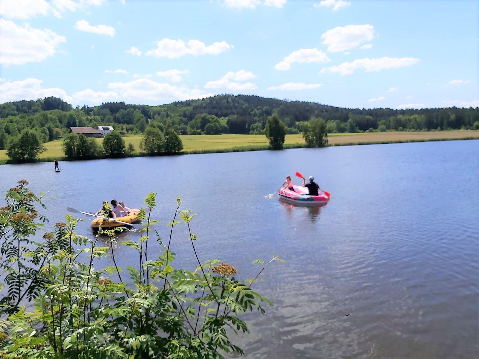 lädt ein zum Baden, Bootfahren, StandUp-Paddel