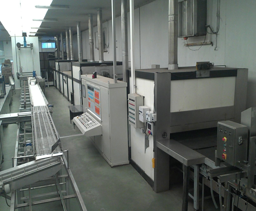 Industrial tray conveyor belt kiln line