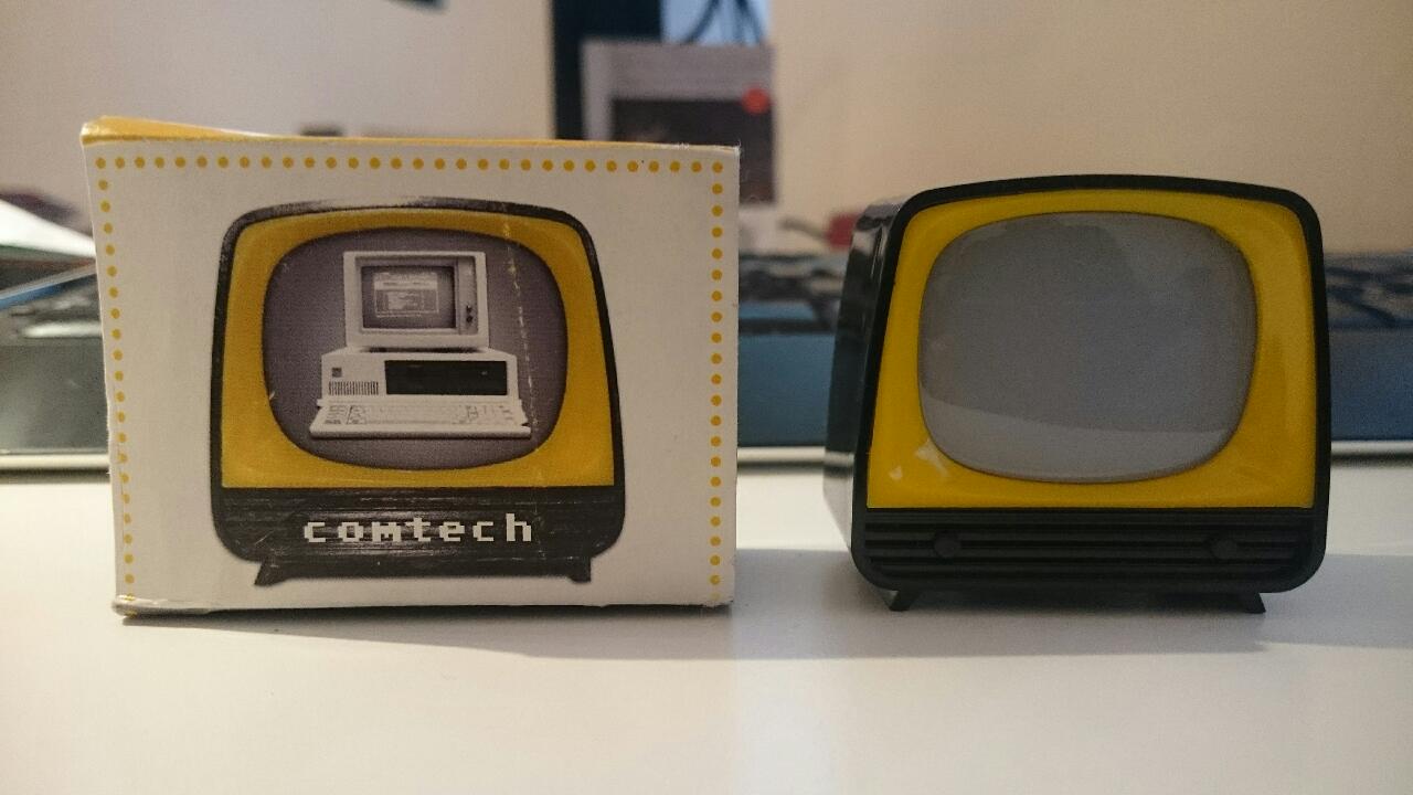 Retro-Feeling für Comtech. Bilder aus 30 Jahren im Technologie im Klickfernseher (Idee und Umsetzung: MEDIACLUB)