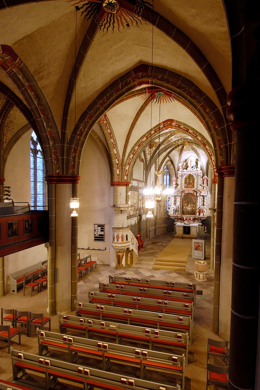 Innenansicht St.Georg-Kirche