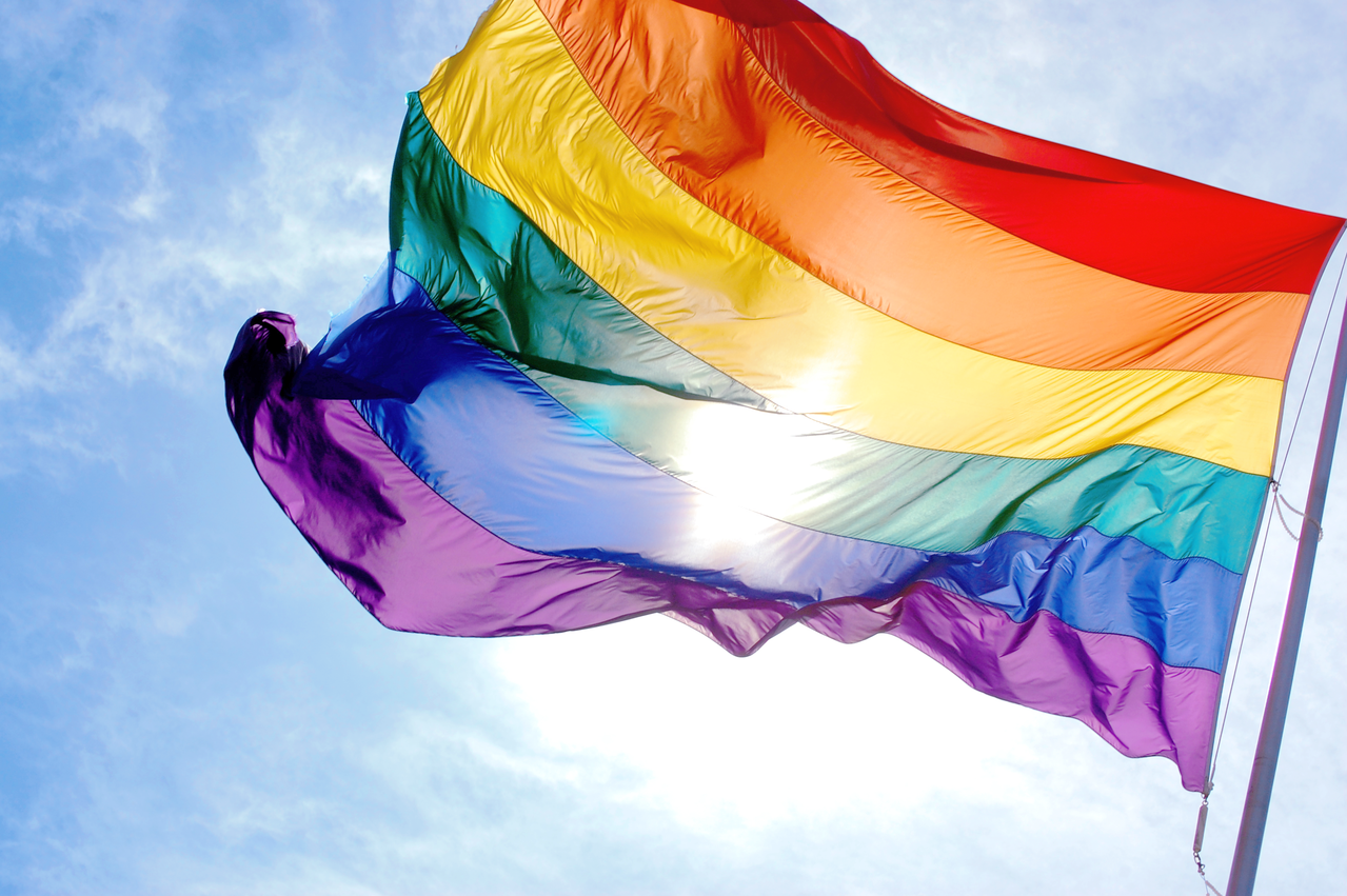 Regenbogen Flagge - Symbol für Toleranz und sexuelle Freiheit