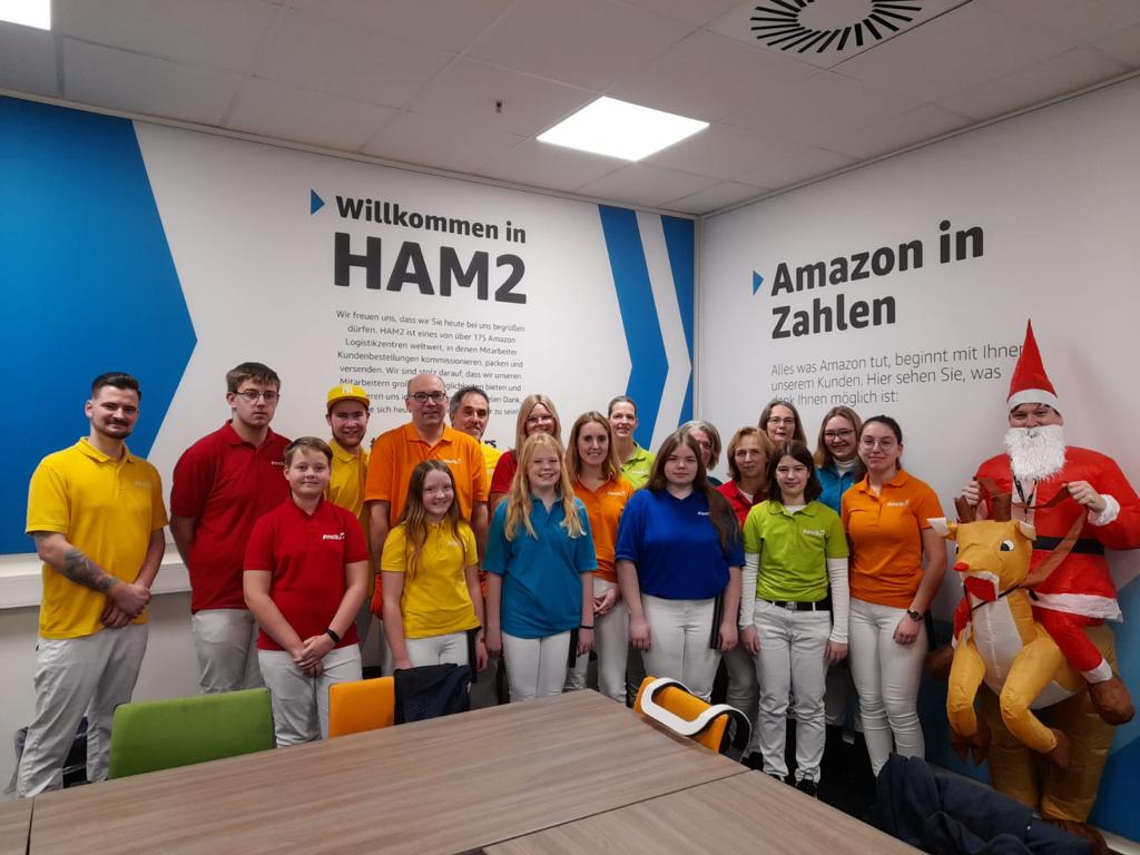 Auftritt bei Amazon in Winsen/ Luhe, Dezember 2023