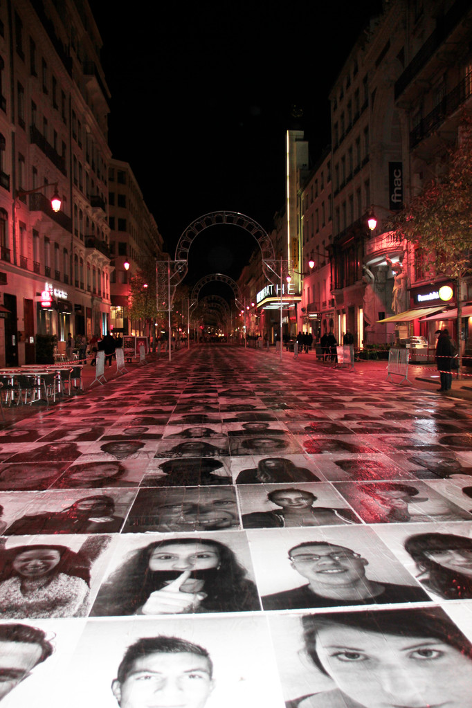 Rue de la République - Installation artistique - Inside Out - JR - Lyon - Photo © Anik COUBLE  