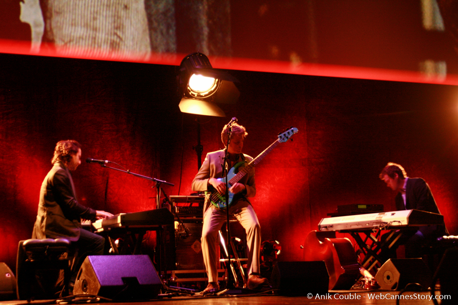 Accompagnement musical de Kyle Eastwood, lors de la remise du Prix Lumière, à Clint Eastwood - Festival Lumière 2009 - Lyon- Photo © Anik Couble