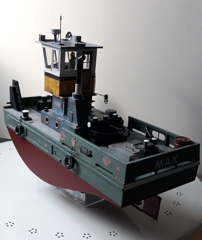 Max - Springer Tug