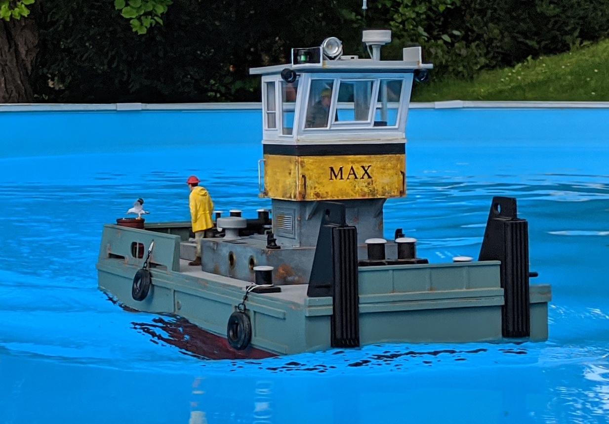 Max - Springer Tug