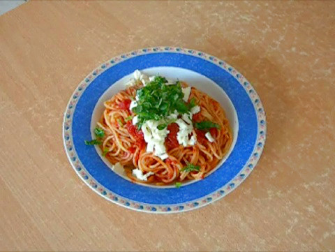 pasta fresh basil-tomato