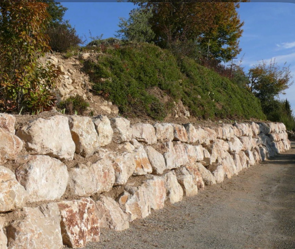 Mur en rocher brut 
