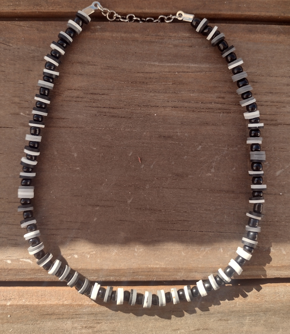Collares $550