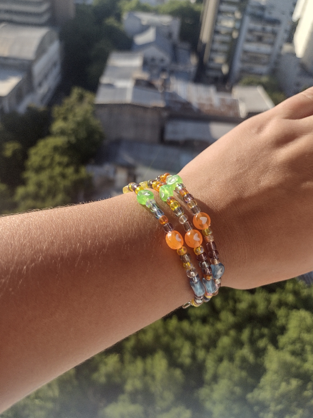 Pulsera en alambre memoria $450