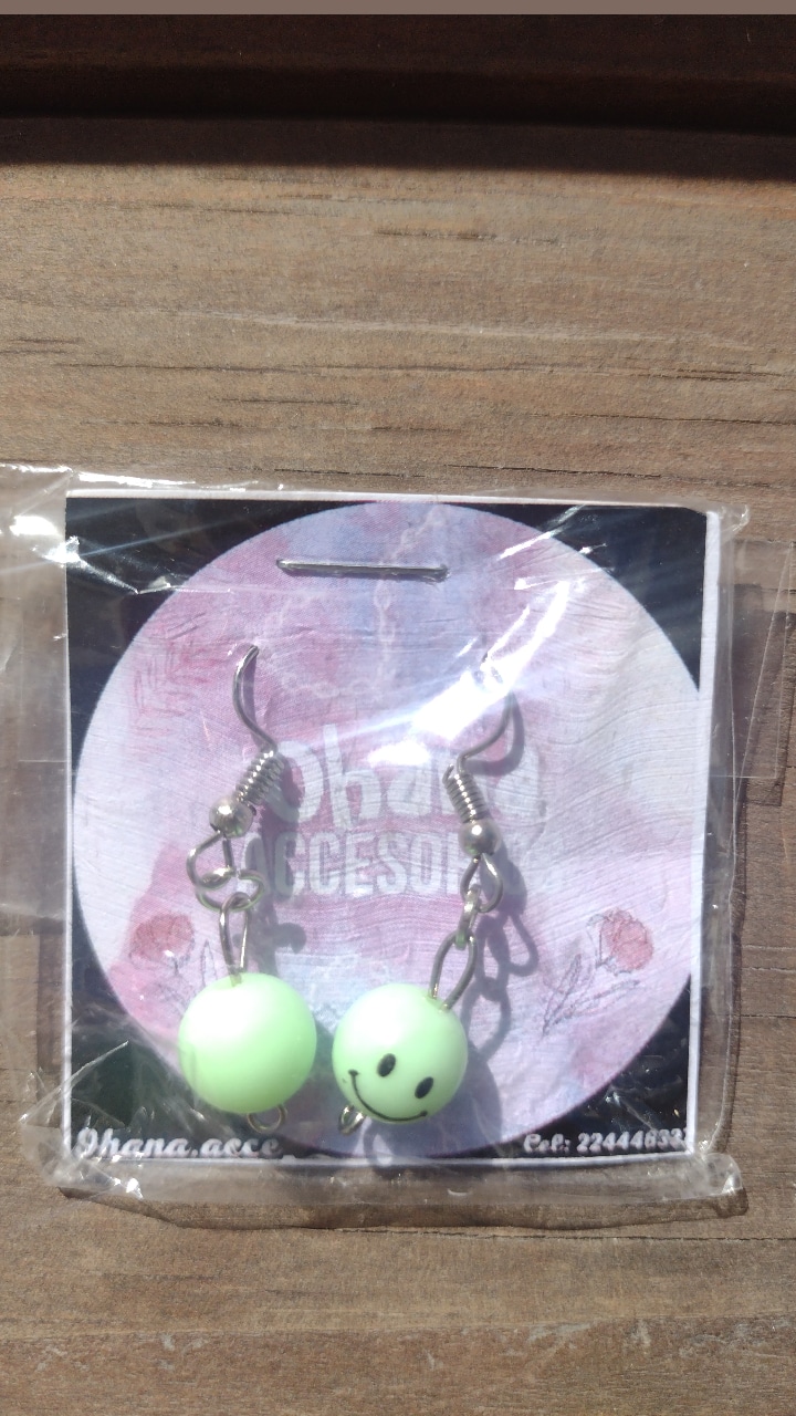 Disponibles en verde, celeste y rosa, $180 o 2×$300