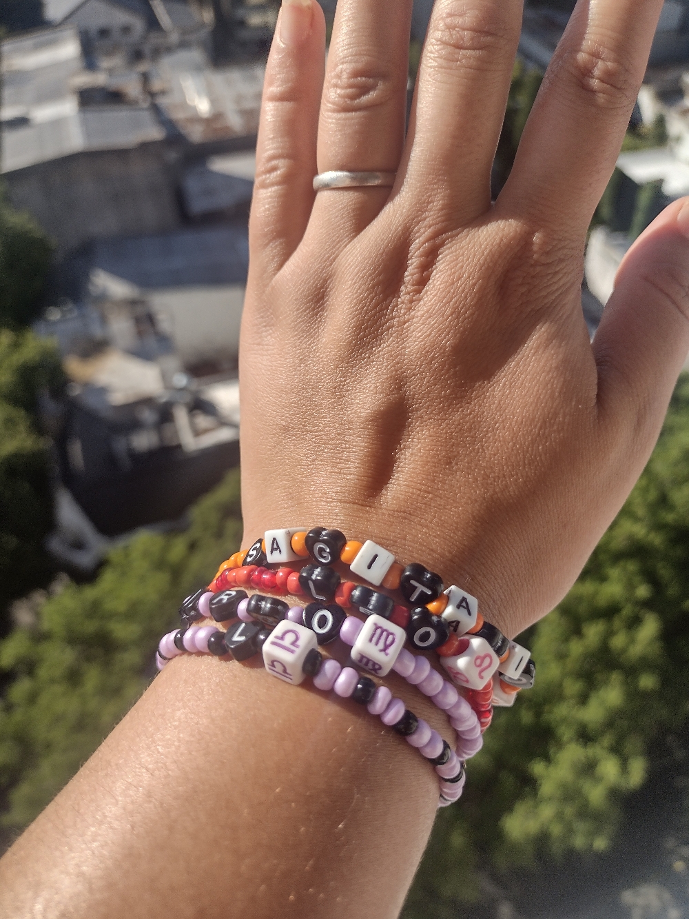 Pulseras del zodiaco, $250