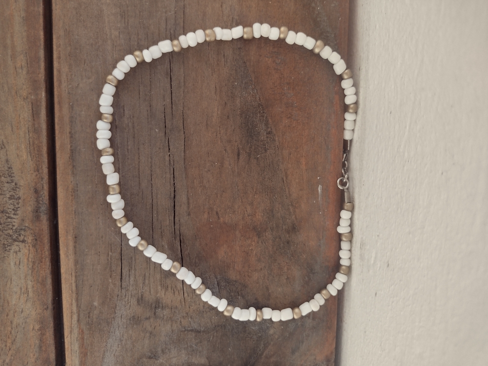Collar $550