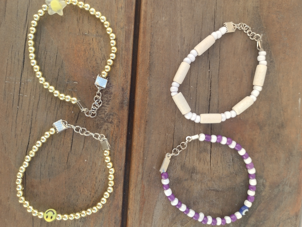 Pulseras $250