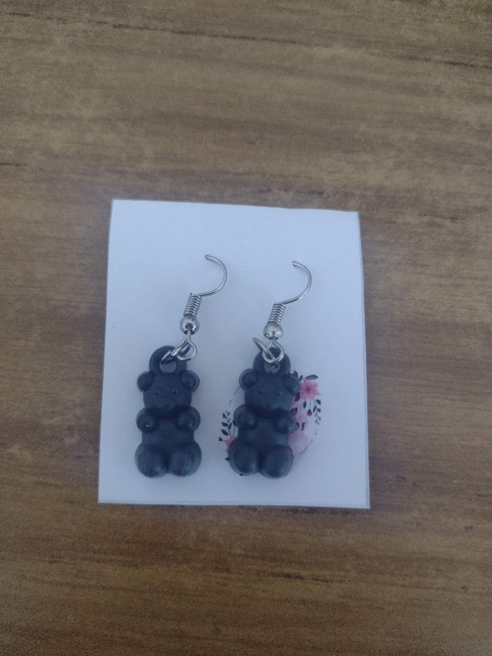 Aros ositos, acero quirúrgico, disponibles en celeste y negro $300