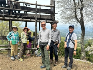 櫓跡から北西~北東を望む(2)