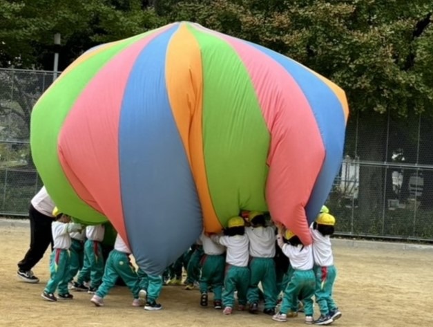 大技のパラシュートも大成功！
