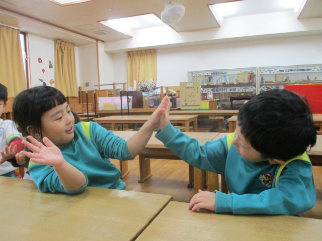大きさや形、線などどれも一人ひとり 違うことに気が付きました