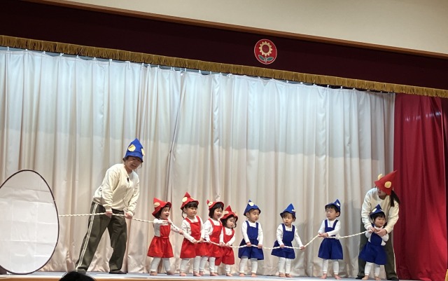 ③１歳児「ぐりとぐらのパンケーキ」