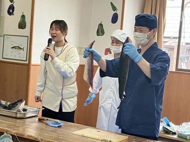 お腹の部分はどっちでshow