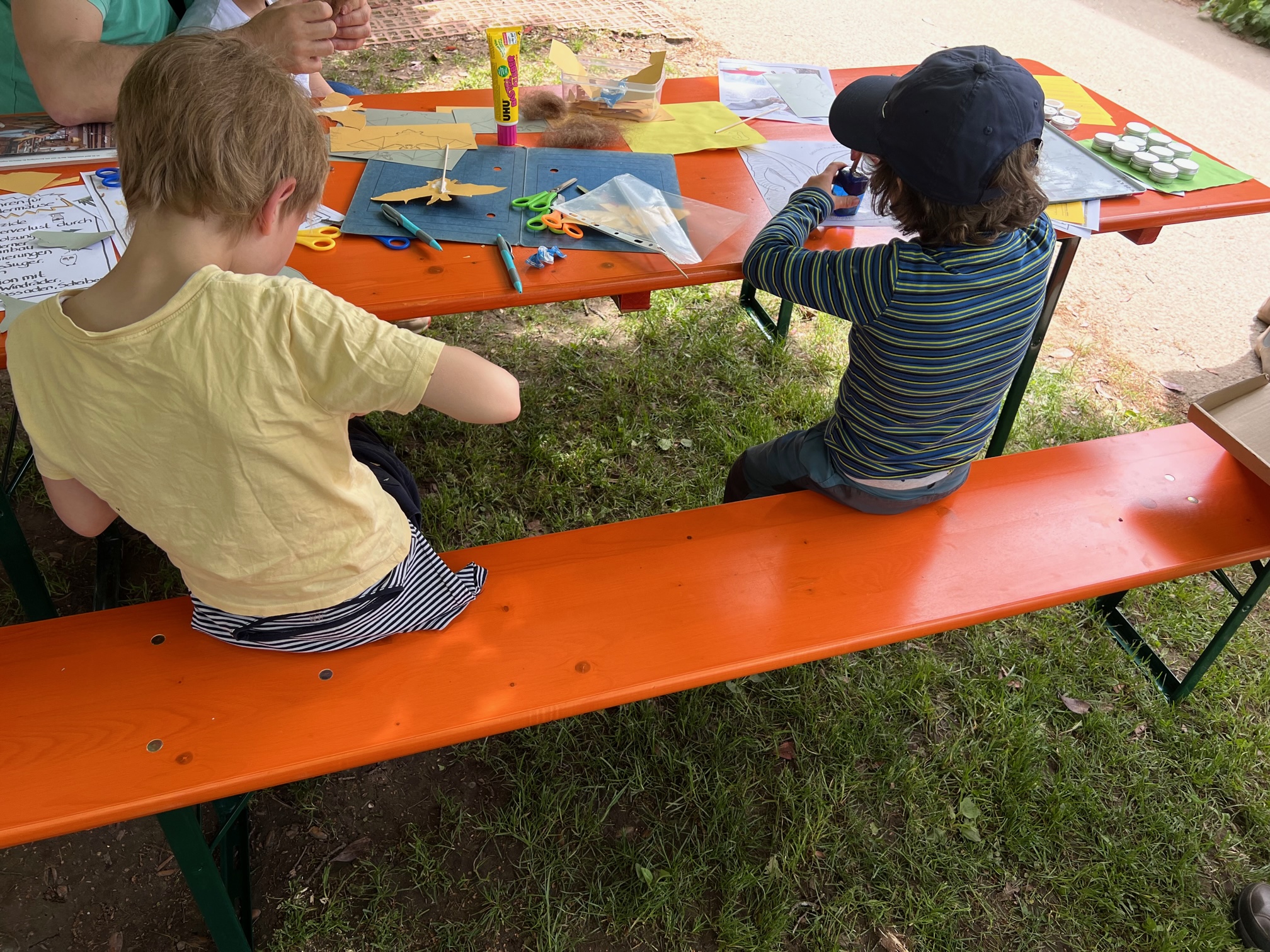 Familien und Kindern boten Astrid, Bernd und Cristina ein eigenes Programm ...
