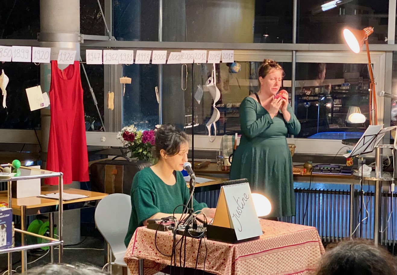 Tara Macris et Charlotte Riondel - "Désirs et servitude" d'Anne Bottani Zuber