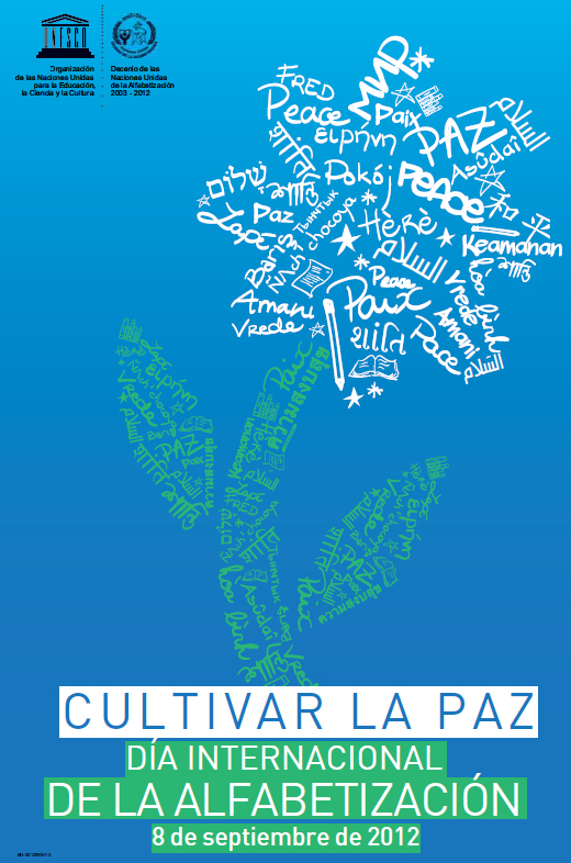 La educación otorga sostenibilidad a todos los objetivos de desarrollo y la alfabetización es el fundamento de todo aprendizaje. Proporciona a los individuos las habilidades para entender el mundo ... para participar en los procesos democráticos...