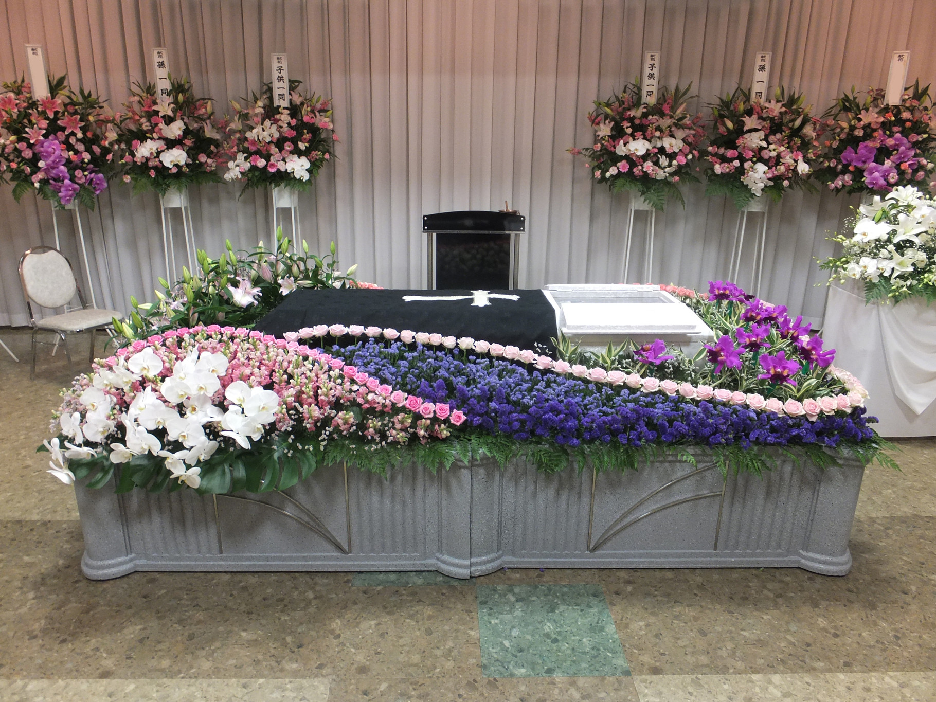 キリスト教葬 刈谷の葬儀屋さん 花泉