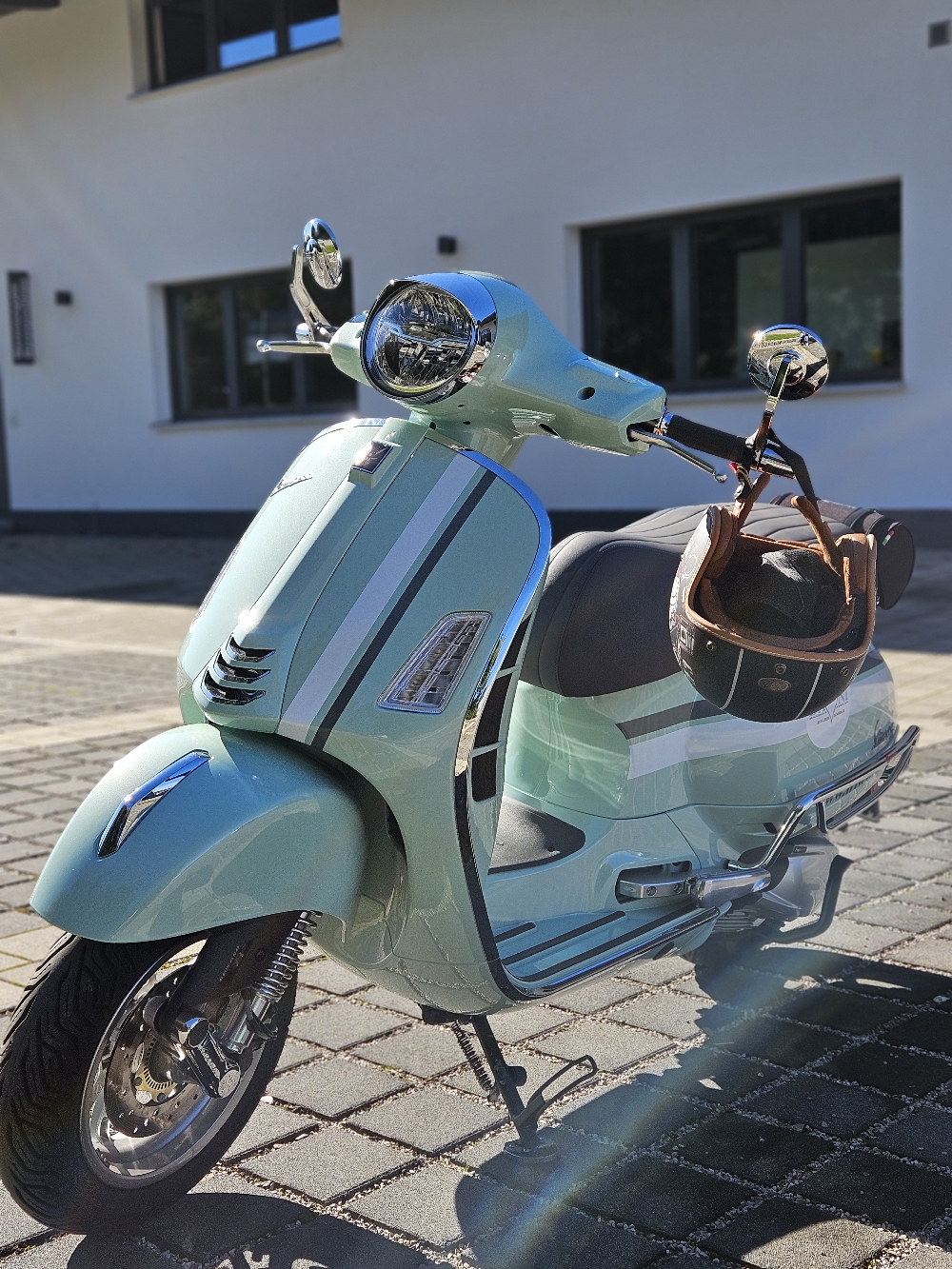 Firmenfahrzeug Vespa GTS