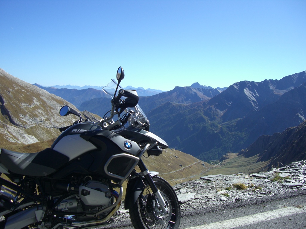 SPETTACOLARE VISTA VALLATA ITALIANA