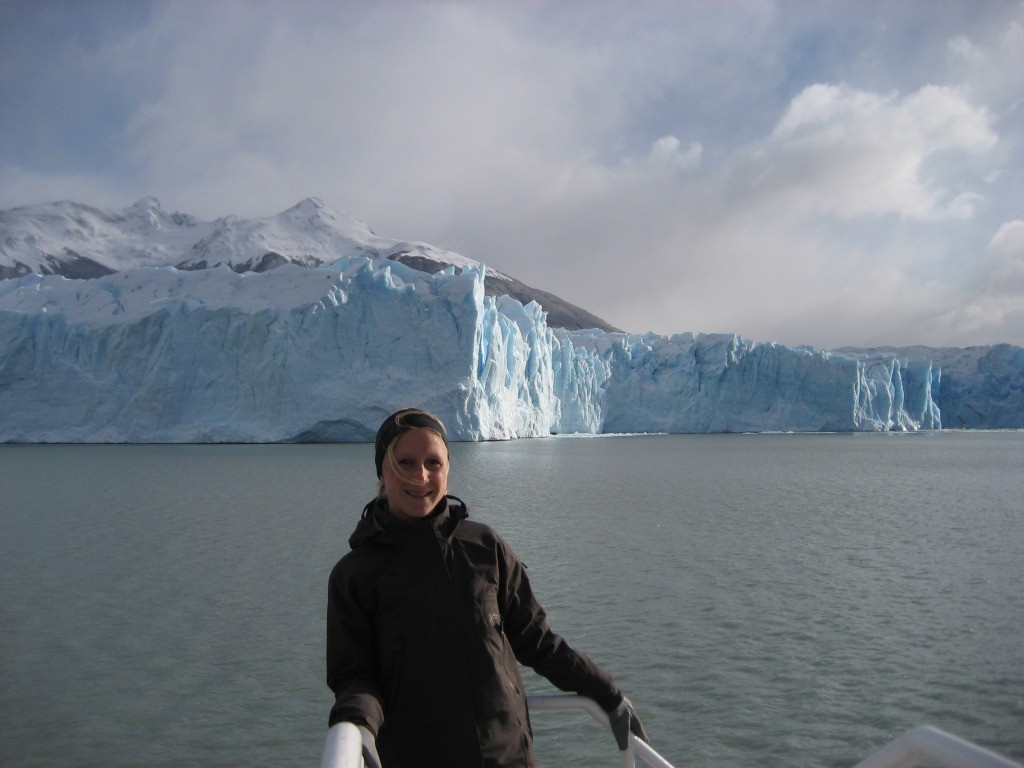 Eva und der Perito Moreno Gletscher