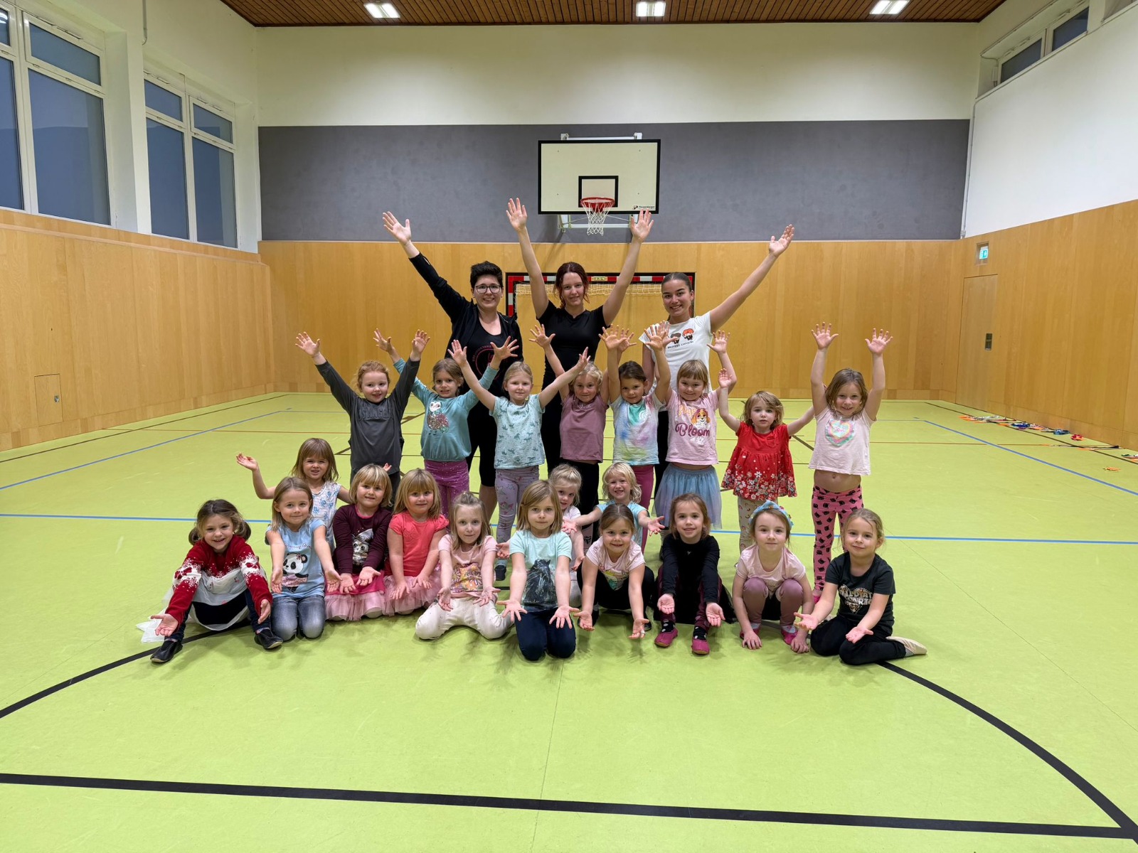 Dance Kiddies 2 - Hannah, Hazel & Judith