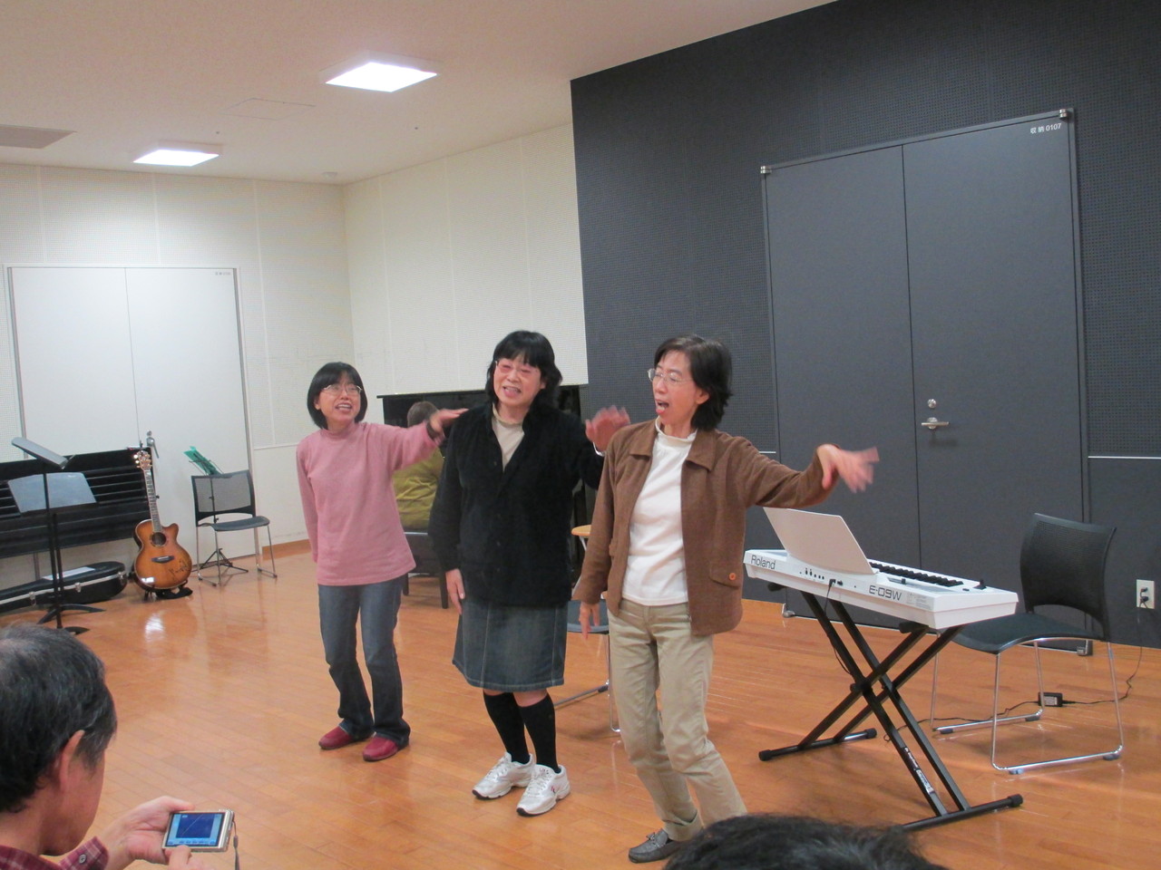 休団員ミニコンサートで大活躍 Akita Chorusのjimdoページ 休団員ミニコンサートで大活躍 Akita Chorusのjimdoページ