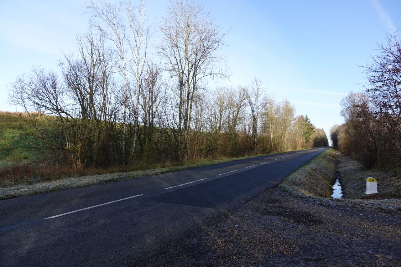 Nous entrons dans le département de la Marne à partir de la borne routière.