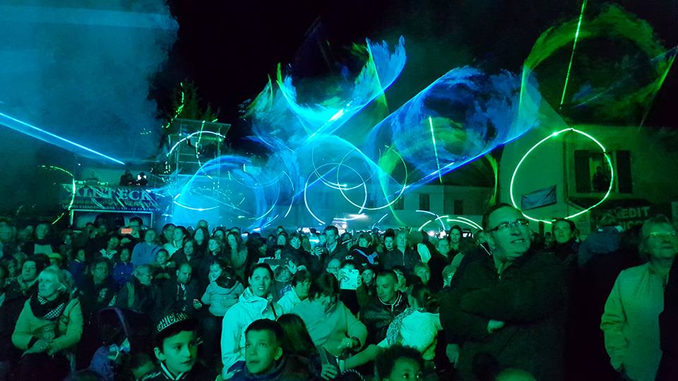 Le show laser concocté par Laser Concept Events a rayonné dans toute la vallée.