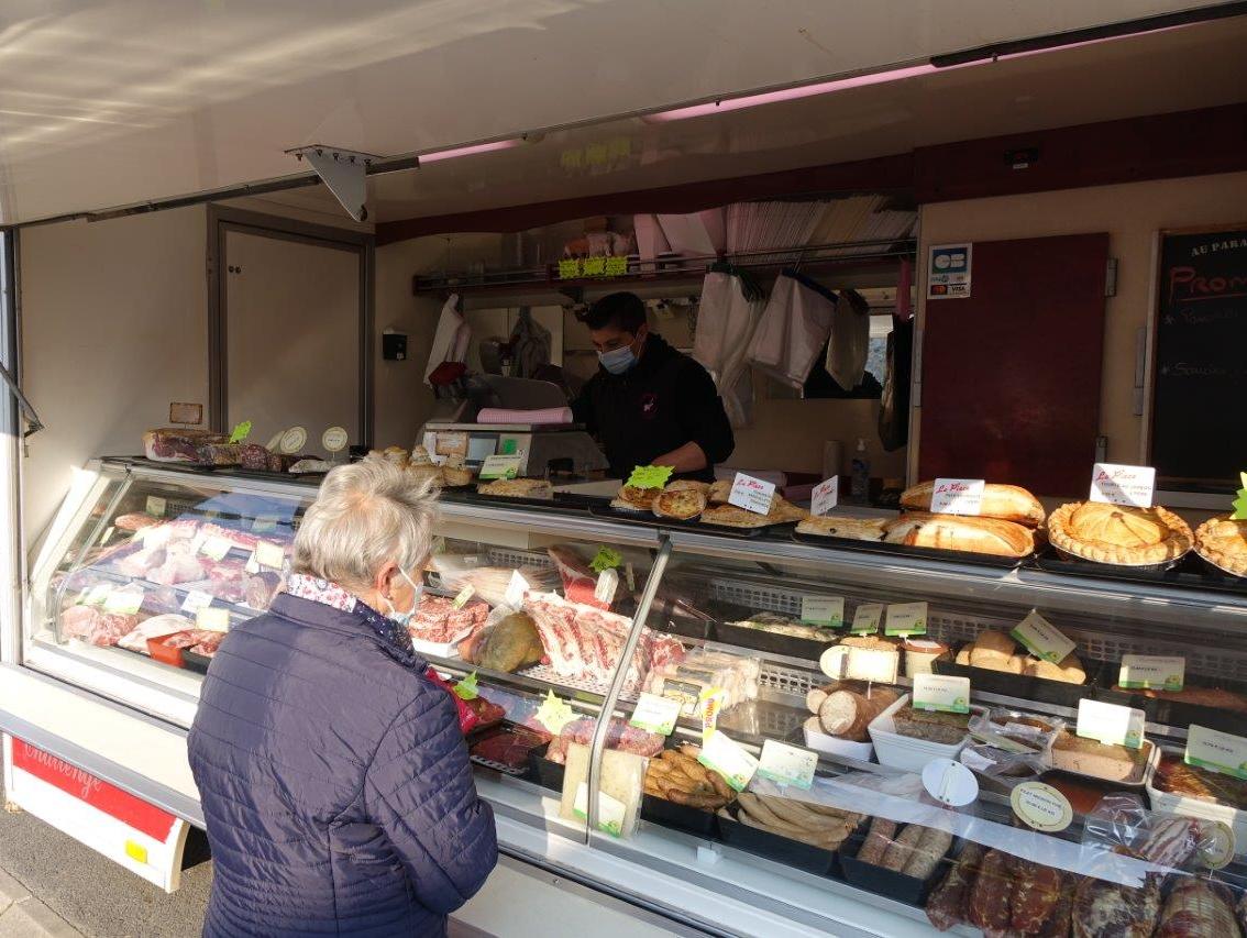 Au Paradis du Porc.