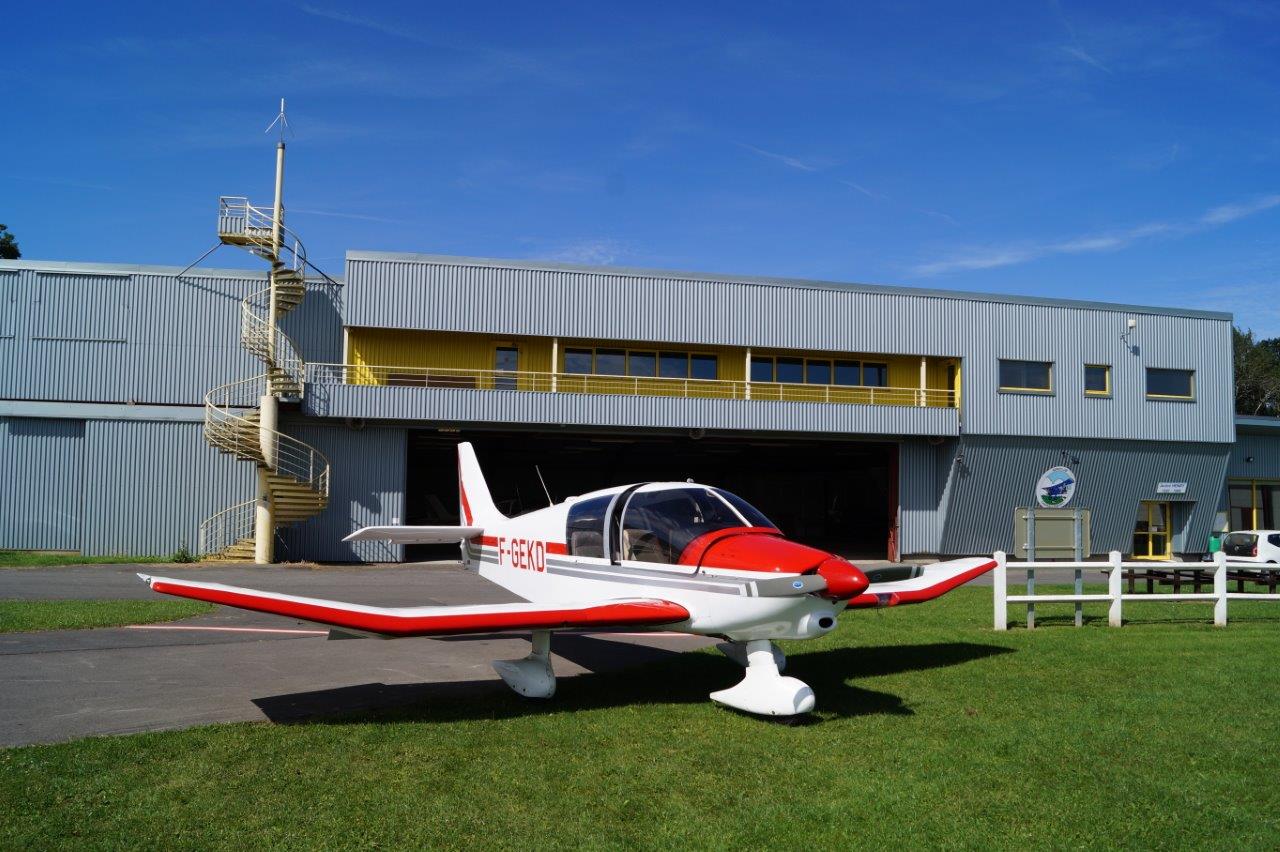 Le Robin 400-160.
