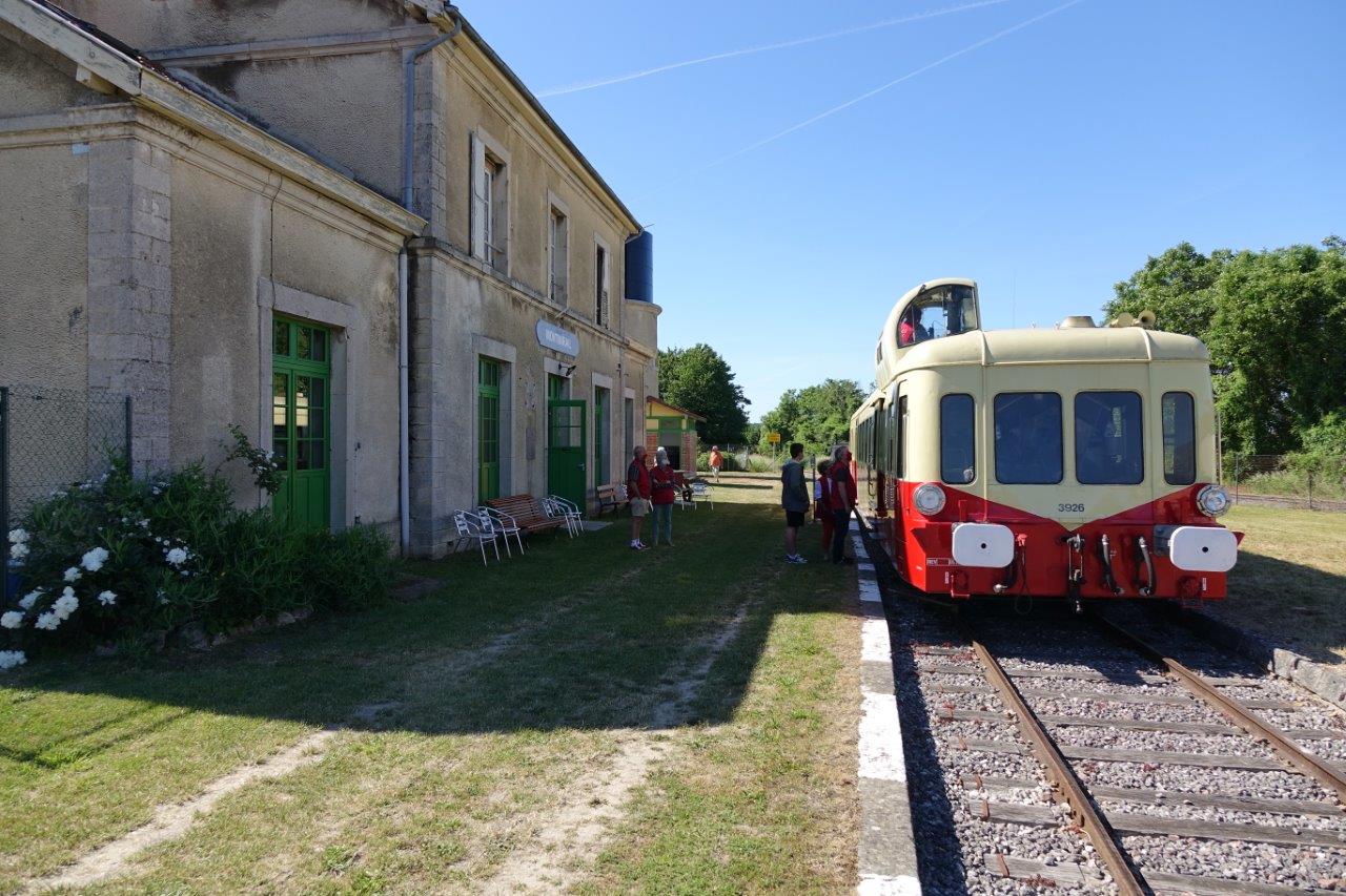 La gare de Montmirail a désormais fière allure.