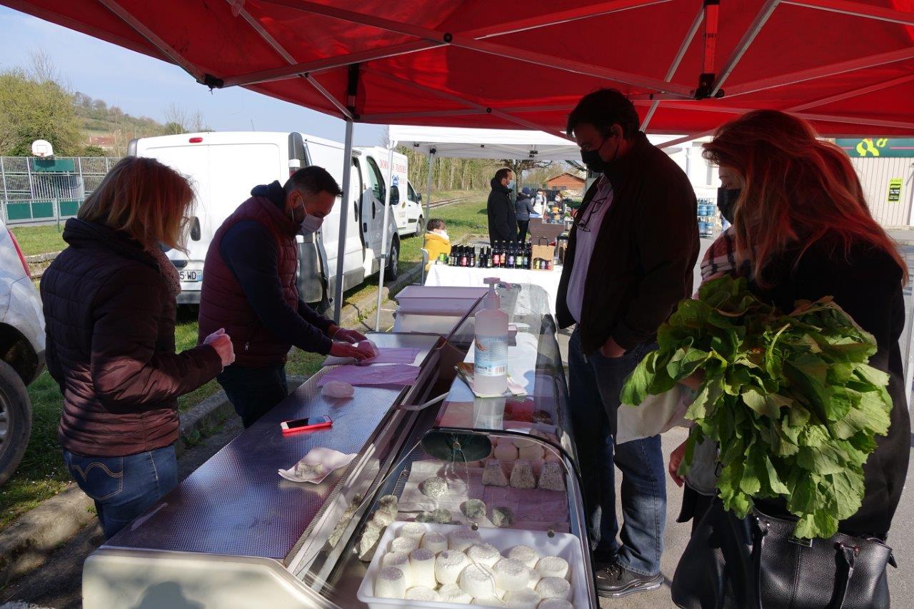 Les fromages de la Chèvrerie de la Dhuys partent comme des p'tits pains.